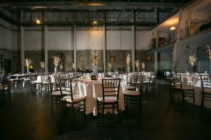 Real Wedding - Traditionelle Hochzeit mit romantischen Details - Erin Johnson Photography 37