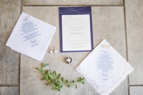 Real Wedding - Glamouröse Frühlingshochzeit in einer historischen Scheune - RiemenschnitterRosser Heather Marie Photography