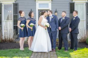 Real Wedding - Glamouröse Frühlingshochzeit in einer historischen Scheune - RiemenschnitterRosser Heather Marie Photography