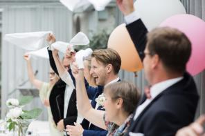 Real Wedding - Natürliche Gartenhochzeit in Schweden - 63