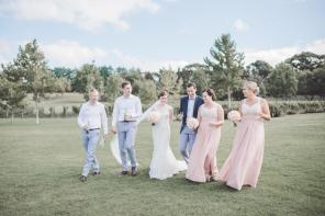Real Wedding - Romantische Hochzeit auf einem Weingut in Neuseeland - LEVIEN & LENS PHOTOGRAPHY50