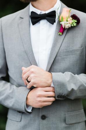 Real Wedding - Eine Vintage Gothic Hochzeit zum 10. Hochzeitstag - Sarah Bradshaw Photography43