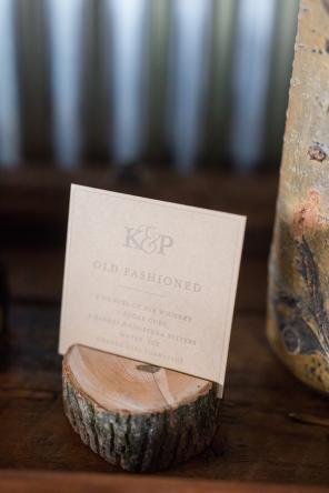 Styled Shoot - Greenery Hochzeitstrend: Hochzeitsdeko für den Herbst - DanielleCoonsPhotography36