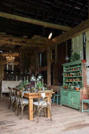 Styled Shoot - Greenery Hochzeitstrend: Hochzeitsdeko für den Herbst - DanielleCoonsPhotography54