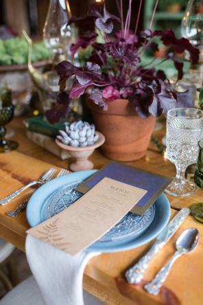 Styled Shoot - Greenery Hochzeitstrend: Hochzeitsdeko für den Herbst - DanielleCoonsPhotography89