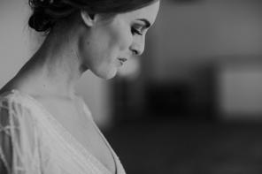 Real Wedding - Romantische Farmhochzeit in Schweden - Loke Roos Photography (28)