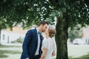 Real Wedding - Romantische Farmhochzeit in Schweden - Loke Roos Photography (33)