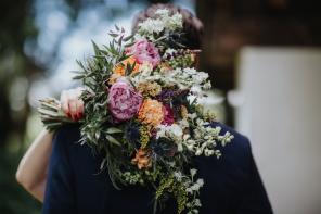 Real Wedding - Romantische Farmhochzeit in Schweden - Loke Roos Photography (57)