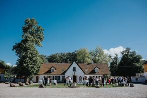 Real Wedding - Romantische Farmhochzeit in Schweden - Loke Roos Photography (96)