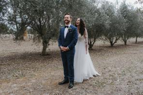 Real Wedding - Amys und Bronson mediterran schicke Hochzeit  - Oli Sansom Weddings   (18)