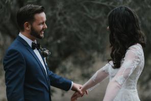 Real Wedding - Amys und Bronson mediterran schicke Hochzeit  - Oli Sansom Weddings   (23)