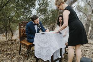 Real Wedding - Amys und Bronson mediterran schicke Hochzeit  - Oli Sansom Weddings   (69)