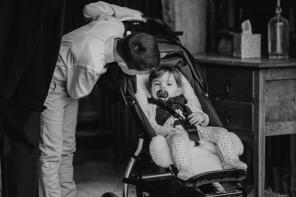 Real Wedding - Amys und Bronson mediterran schicke Hochzeit  - Oli Sansom Weddings   (34)