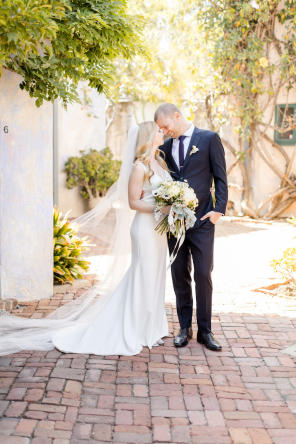 Real Wedding = Sommerliche BBQ-Hochzeit im Innenhof = 22KaitieBrainerdPhotography