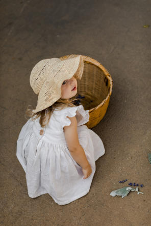 Real Wedding = Sommerliche BBQ-Hochzeit im Innenhof = 34KaitieBrainerdPhotography