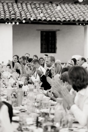 Real Wedding = Sommerliche BBQ-Hochzeit im Innenhof = 44KaitieBrainerdPhotography