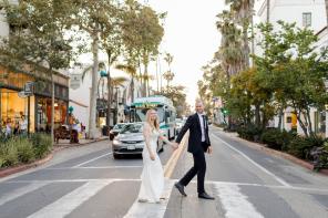 Real Wedding = Sommerliche BBQ-Hochzeit im Innenhof = 49KaitieBrainerdPhotography