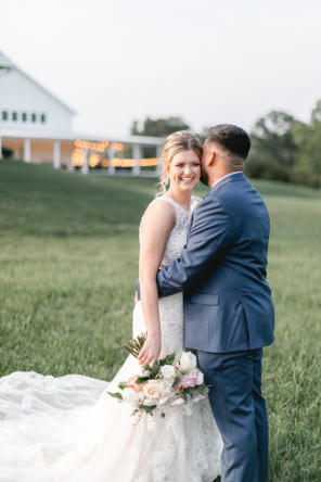 Real Wedding - Minimalistische Hochzeit in Rosa - Mychelle LeVan Photography64