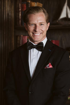 Real Wedding - Hochzeit im Winter mit Schnee und Hunden - Larson Photo Co 9