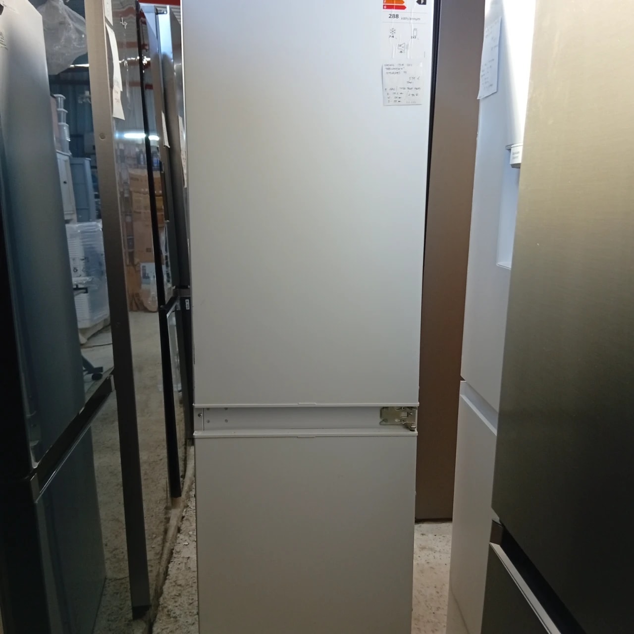 Samsung built-in fridge and freezer BRB26600FWW