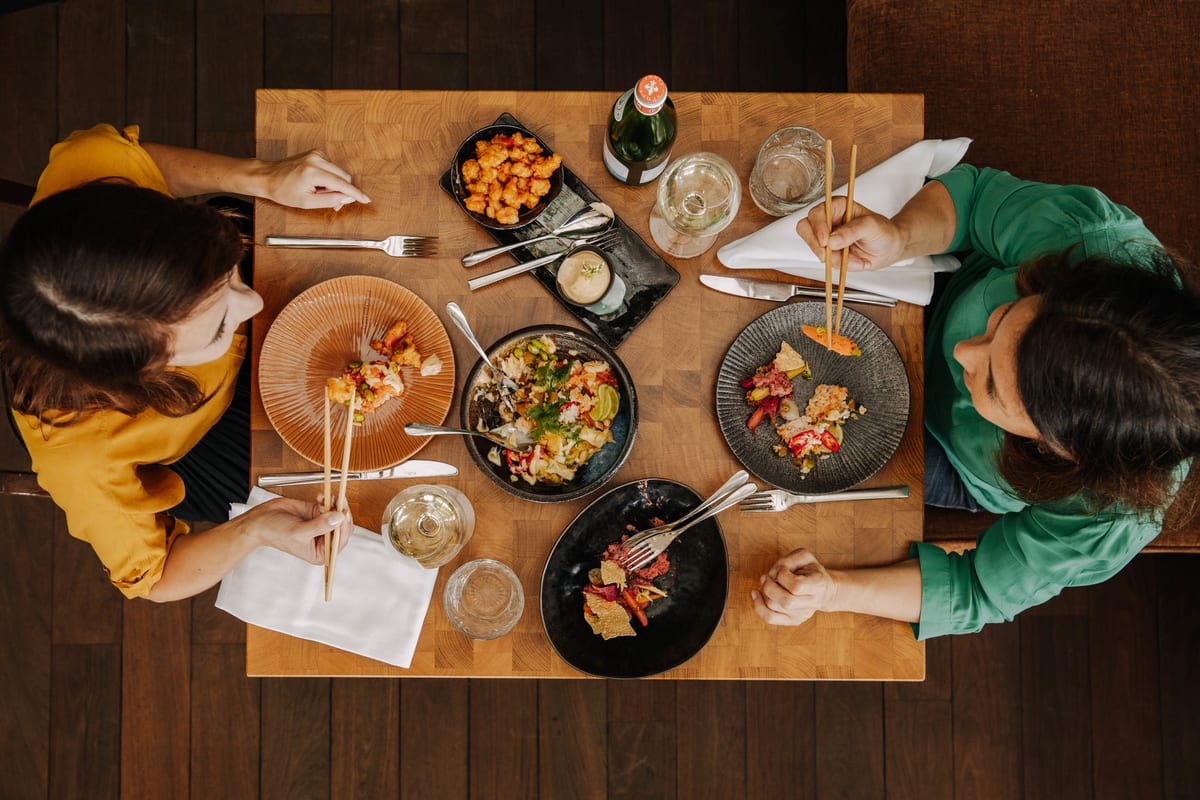 Gäste wollen auch nach Verlängerung des Teil-Lockdowns nicht auf Besuche im Restaurant verzichten – Hygienemaßnahmen sind ausschlaggebend! Deutsche Küche bleibt Nummer eins