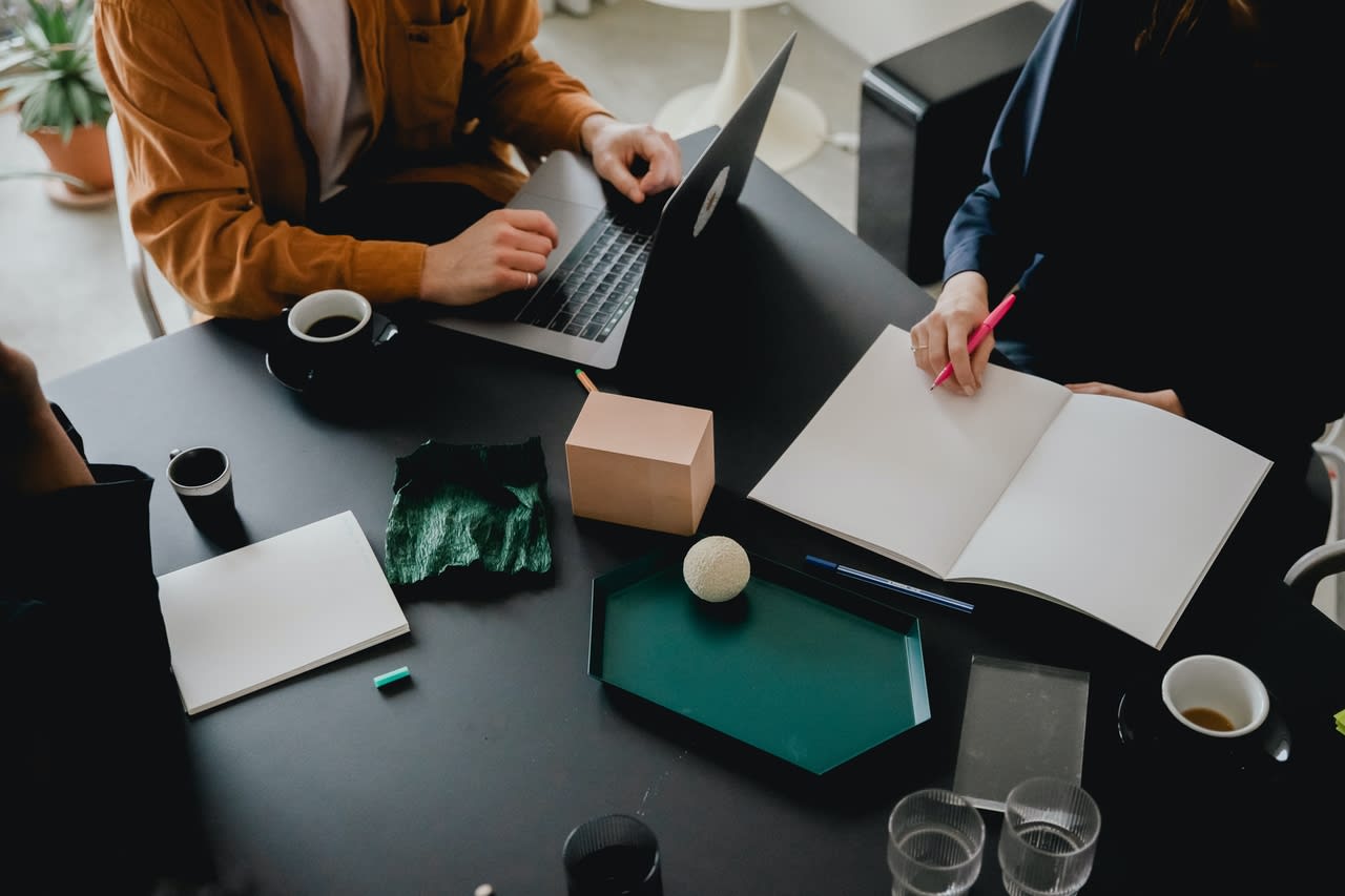 Keine Überraschung: Geschäftsreisende bevorzugen persönliche Meetings – Virtuelle Konferenzen können persönliche Treffen nicht ersetzen
