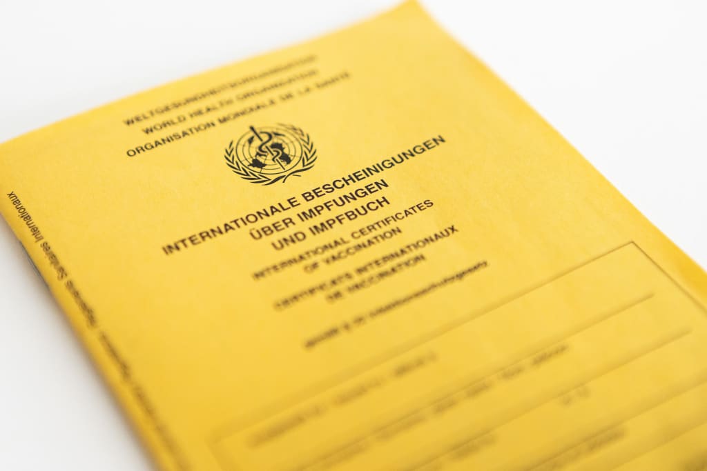 Impfpass nicht nur bei Reisen dabei haben: Das wird Realität in der Gastronomie (Foto: ABDA Bundesvgg. Dt. Apothekerverbände)