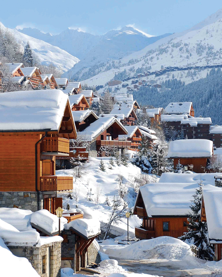 There’s still time to hit the slopes with luxury and low cost options still available