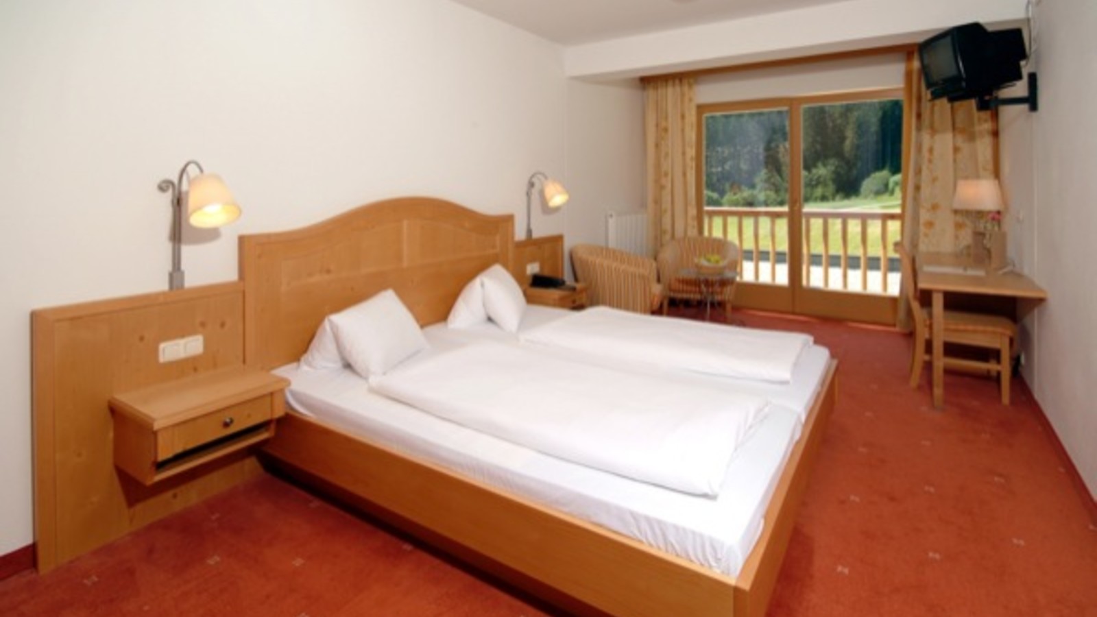 Hotel Schwebebahn Zell Am See Hotel Schwebebahn Zell Am See
