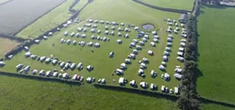Four Winds Caravan Park And C L