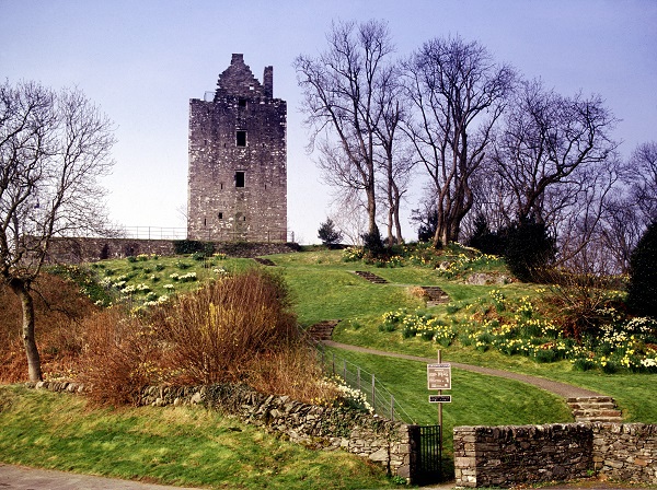 Cardoness Castle