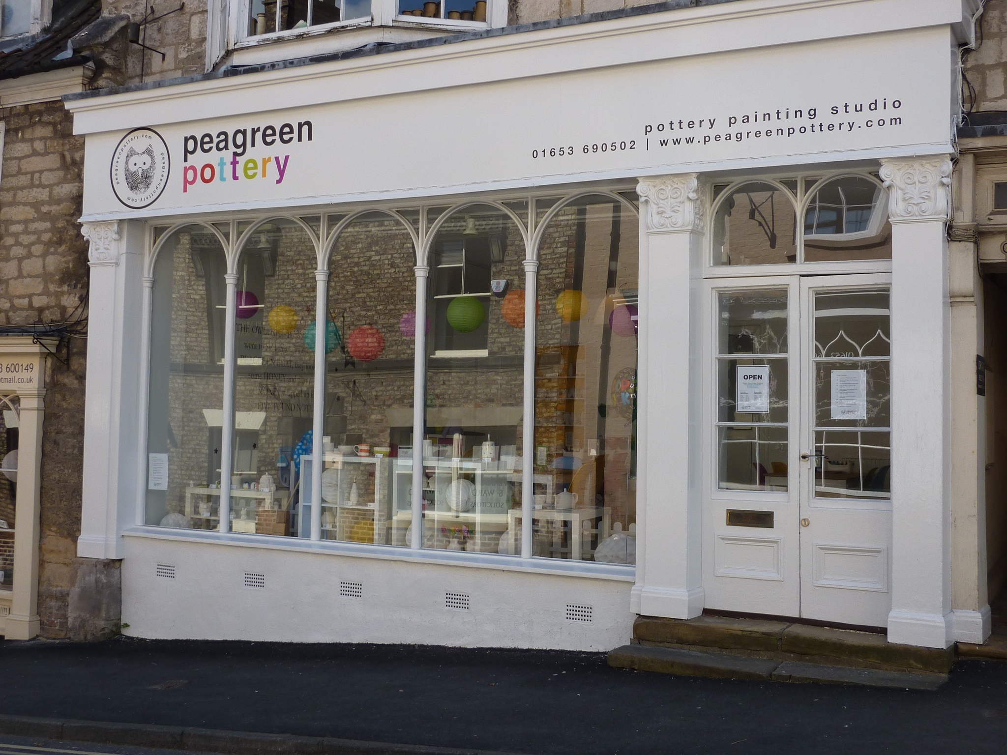 Peagreen Pottery