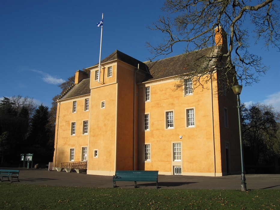 Pittencrieff House Museum
