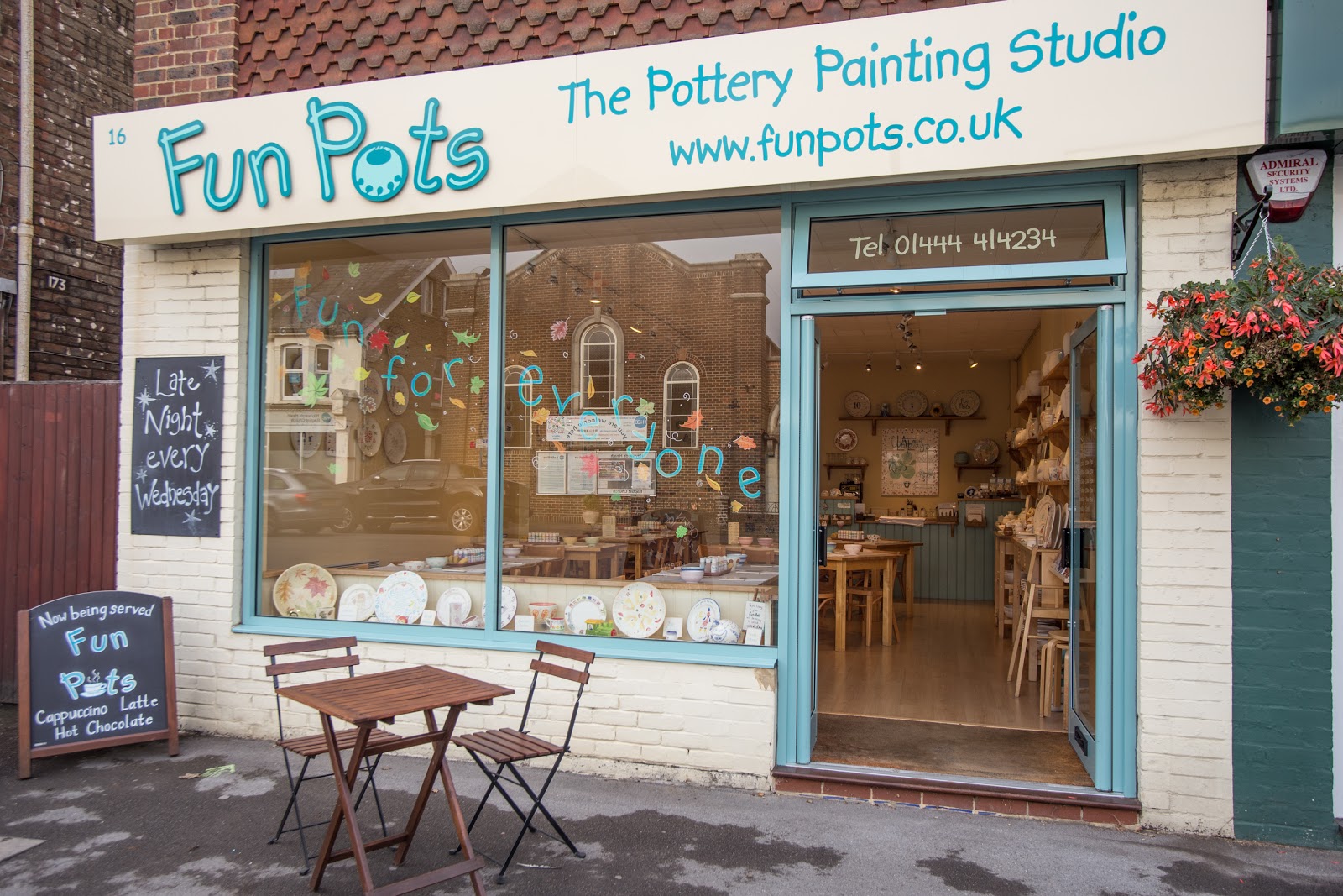 Fun Pots - The Pottery Painting Studio