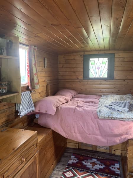 Lucy's Shepherd Hut