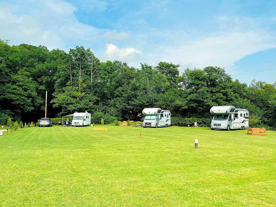 Non-Electric Grass Campervan & Motorhome Pitch