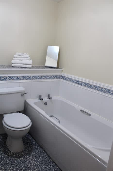 King Court Apartment