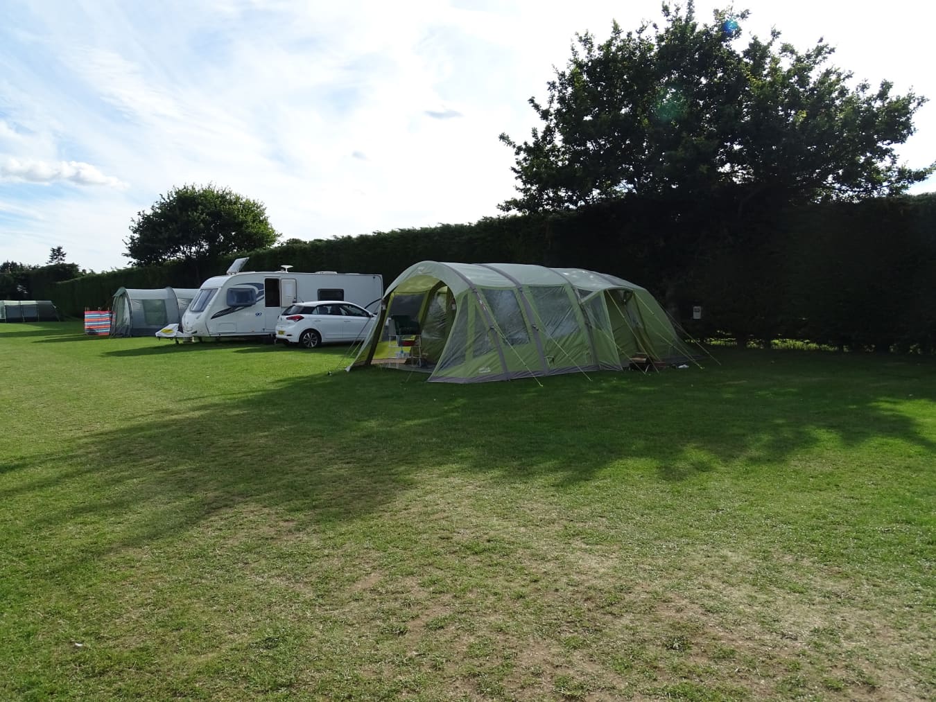 Non-Electric Grass Tent Pitch 