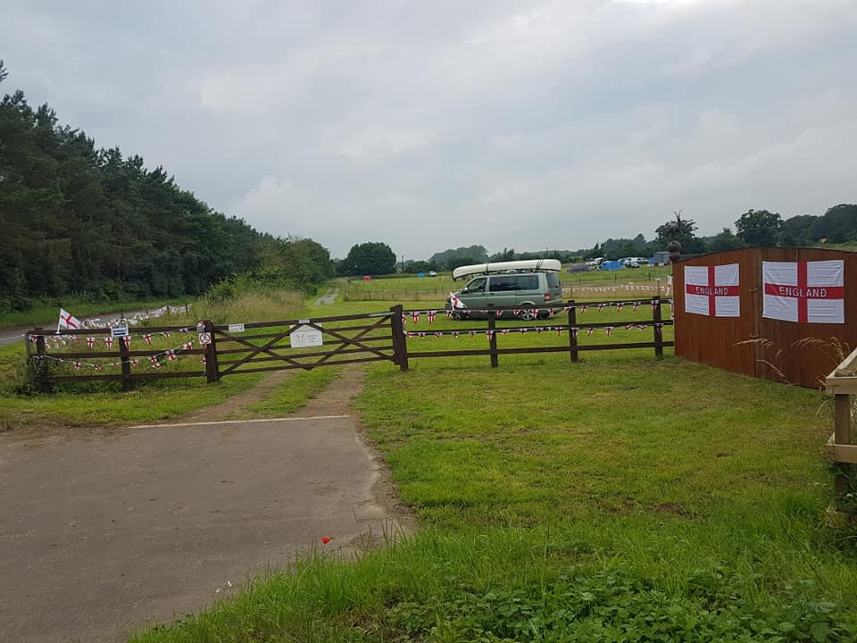 Poppy Non-Electric Grass Campervan Pitch