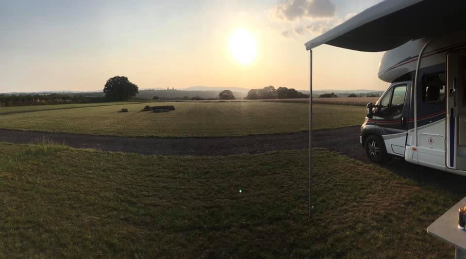 Non-electric Grass tent or trailer tent pitch