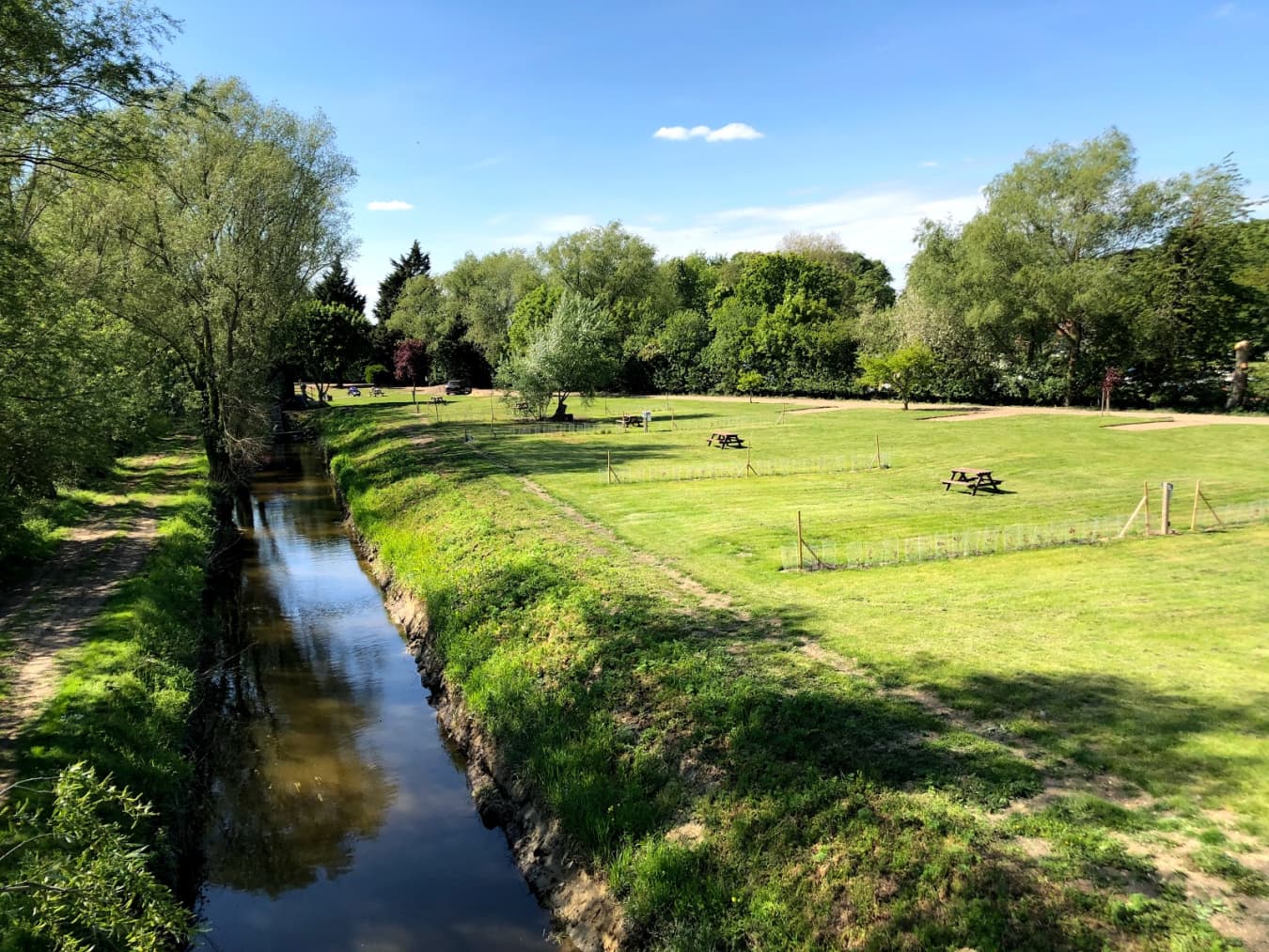 Non-Electric Grass Waterfront
