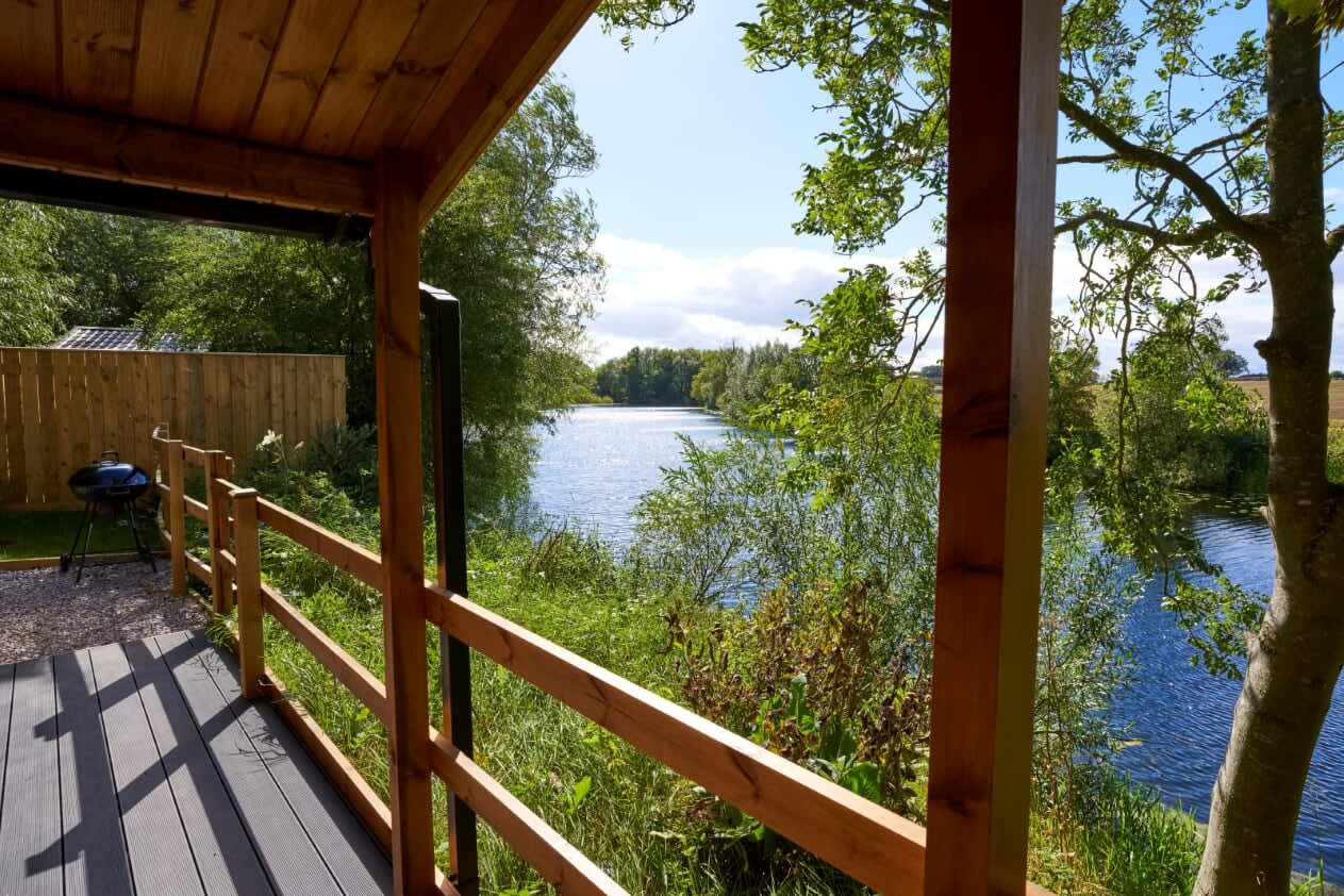 Willow Lodge Log Cabin