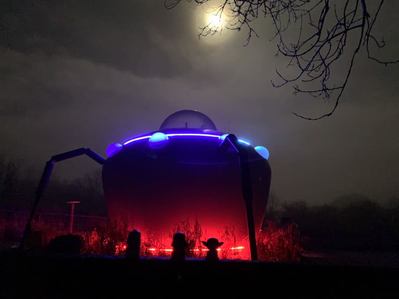 Spodnic UFO Camping Pod