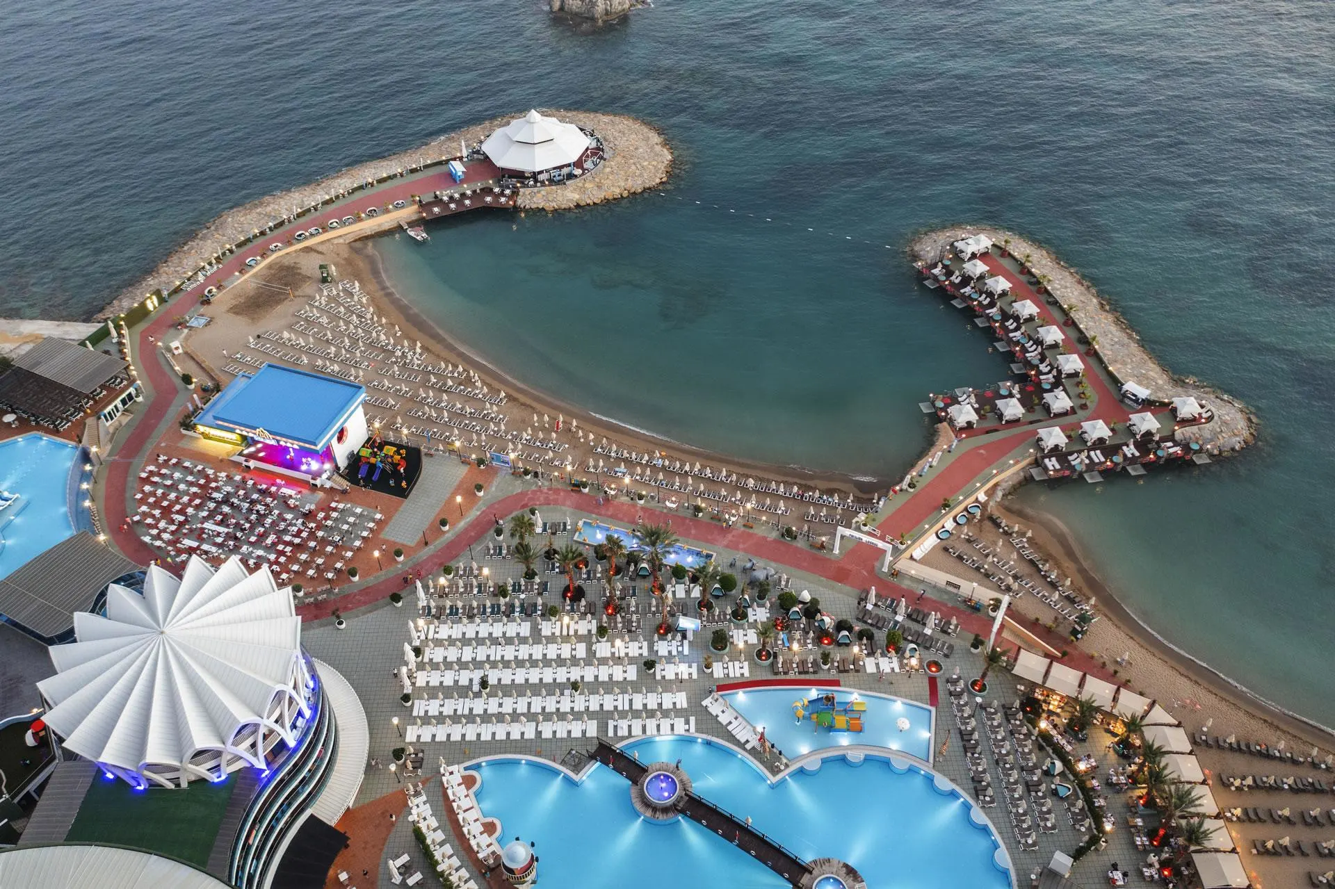 Granada Luxury Okurcalar