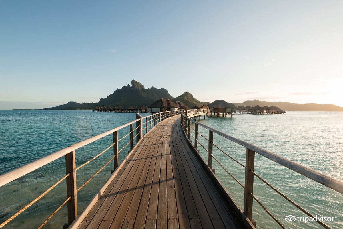 Four Seasons Resort Bora Bora