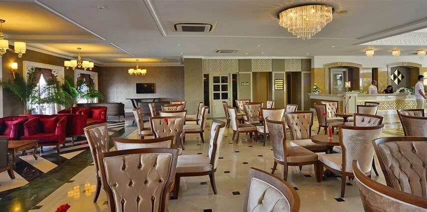 Side Crown Serenity Hotel