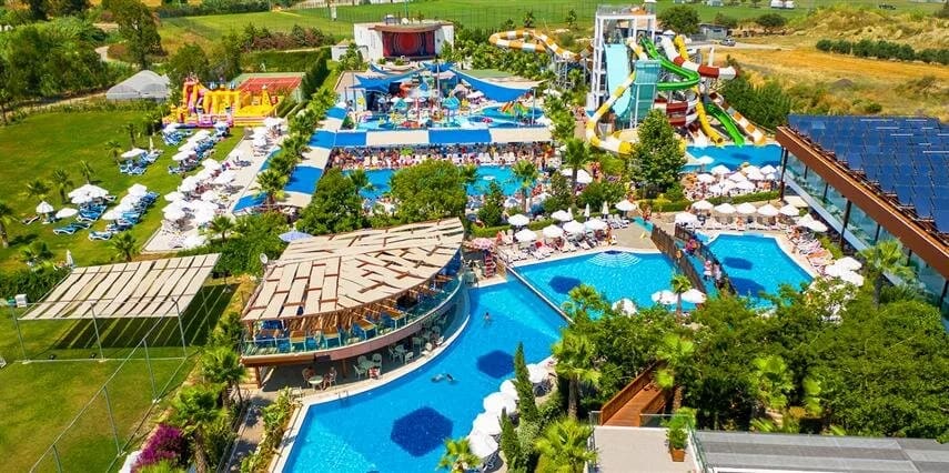 Dream World Aqua Hotel