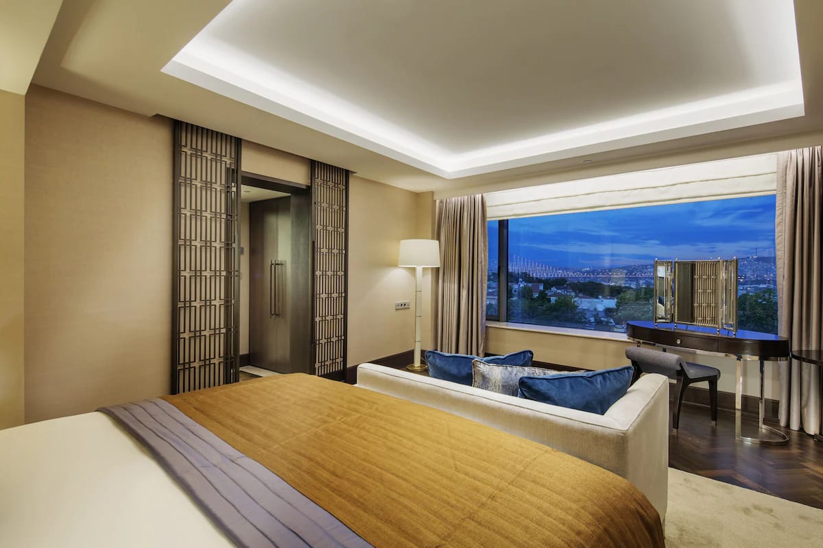 Conrad Istanbul Bosphorus