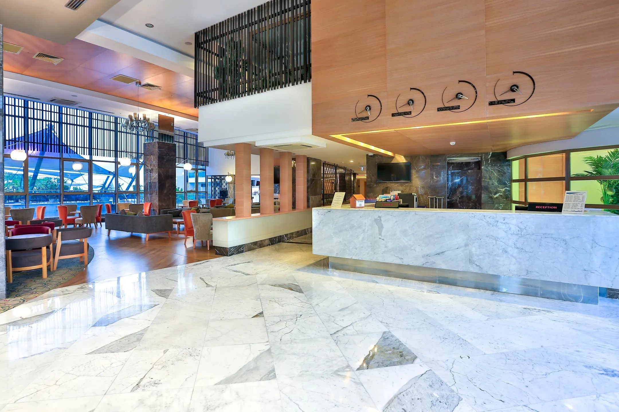 Long Beach Harmony Hotel Spa