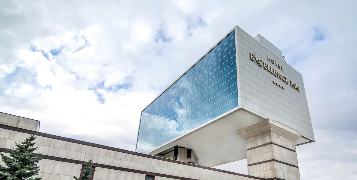 Hotel Excellence Inn